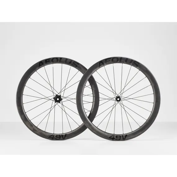 Zapletené kolo BONTRAGER Aeolus Pro 49V TLR Přední